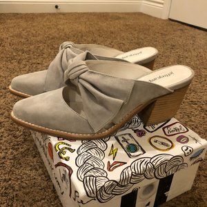 Jeffrey Campbell Cyrus Bow Mules